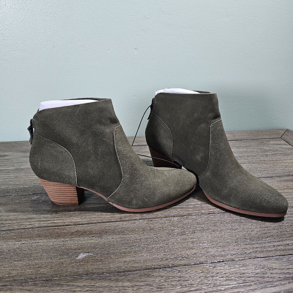 Violet & Red Cupid Suede Leather Bootie‎ in Olive Green Size 9 New without box!